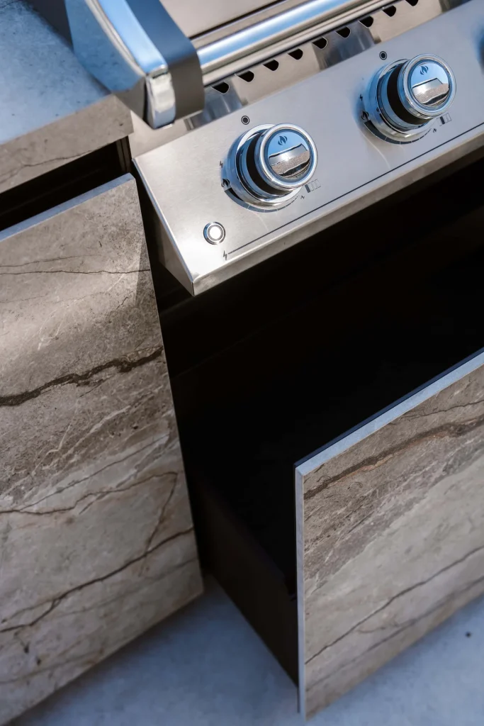 Gusto Garden Project Harmelen Buitenkeuken Keramiek Silver Roots